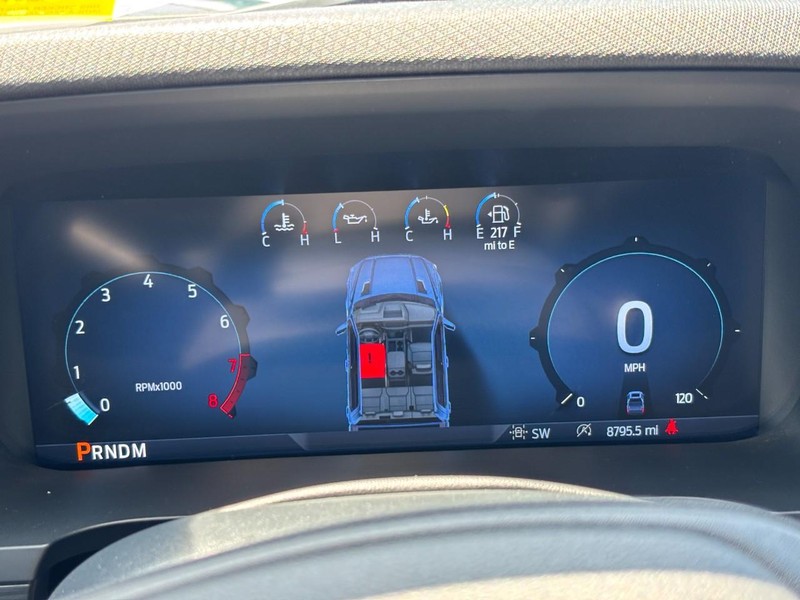 Ford F-150 Vehicle Full-screen Gallery Image 21