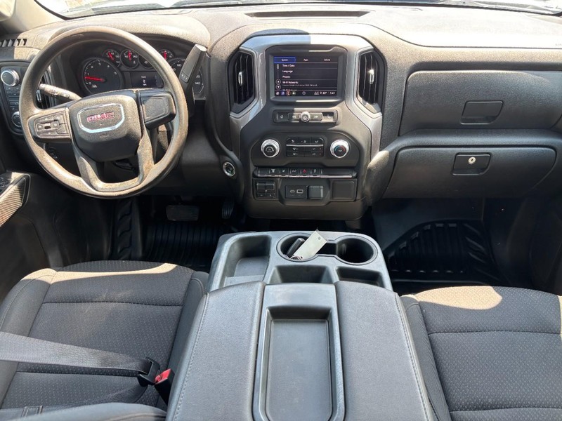 GMC Sierra 2500HD Vehicle Image 14