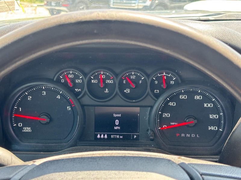 GMC Sierra 2500HD Vehicle Image 19