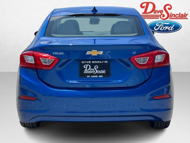 Chevrolet Cruze Vehicle Image 08