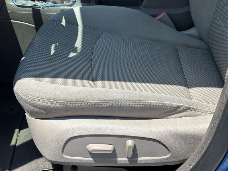 Chevrolet Cruze Vehicle Image 17