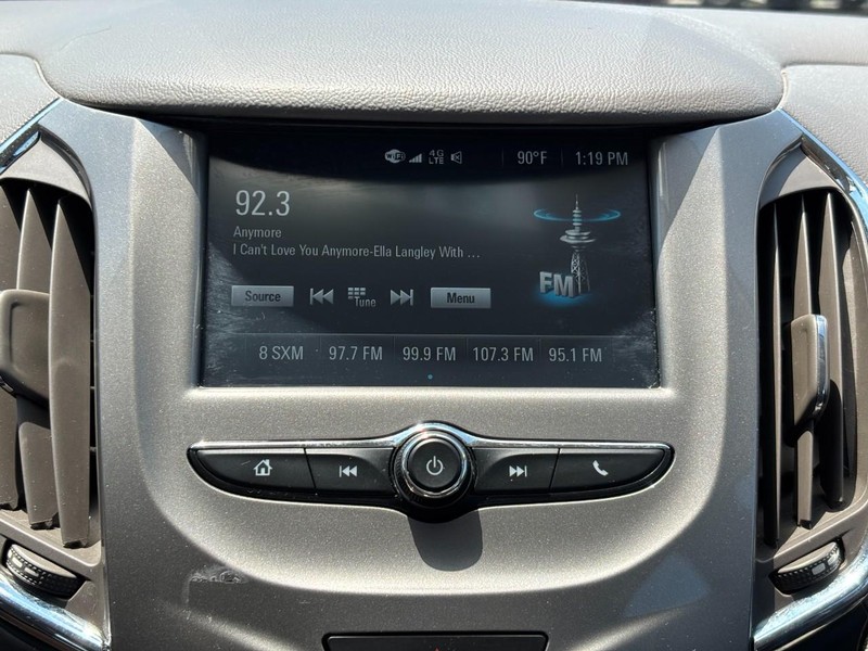 Chevrolet Cruze Vehicle Image 22