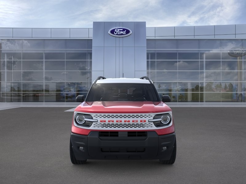 Ford Bronco Sport Vehicle Full-screen Gallery Image 08