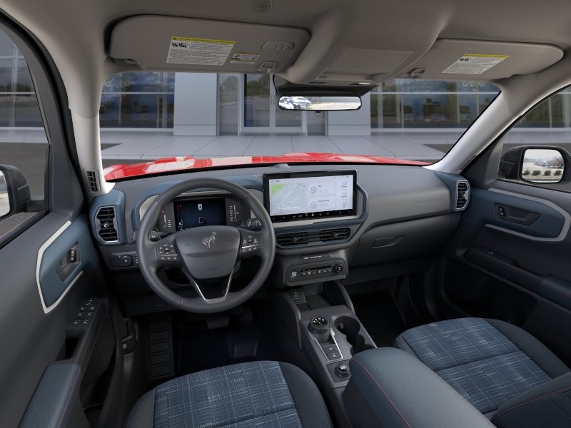 Ford Bronco Sport Vehicle Full-screen Gallery Image 11
