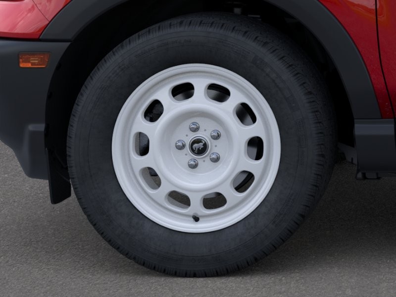 Ford Bronco Sport Vehicle Full-screen Gallery Image 21