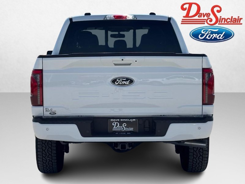 Ford F-150 Vehicle Full-screen Gallery Image 08