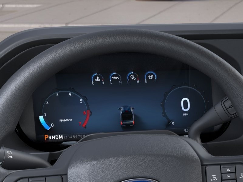 Ford Super Duty F-250 SRW Vehicle Full-screen Gallery Image 15