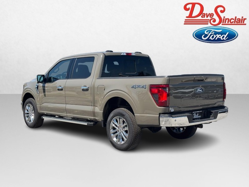 Ford F-150 Vehicle Full-screen Gallery Image 09