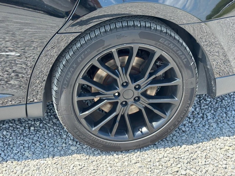 Ford Taurus Vehicle Full-screen Gallery Image 12