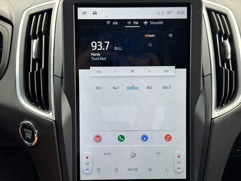 Ford Edge Vehicle Image 22