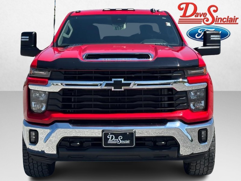 Chevrolet Silverado 2500HD Vehicle Image 02