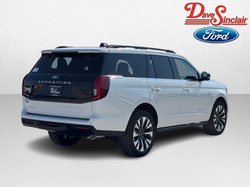 Ford Expedition Vehicle Full-screen Gallery Image 07
