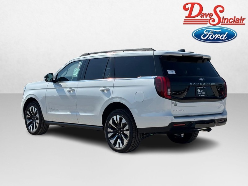 Ford Expedition Vehicle Full-screen Gallery Image 09