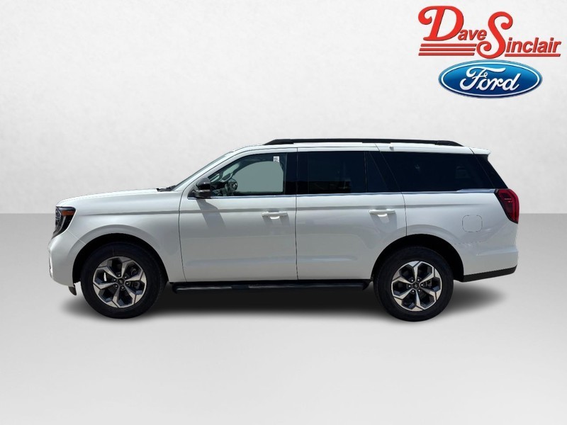 Ford Expedition Vehicle Full-screen Gallery Image 10
