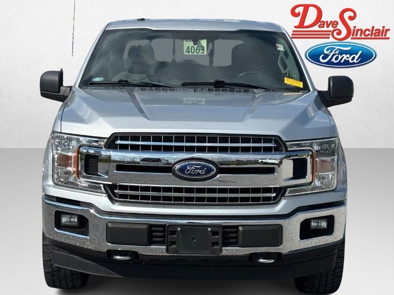 Ford F-150 Vehicle Full-screen Gallery Image 02