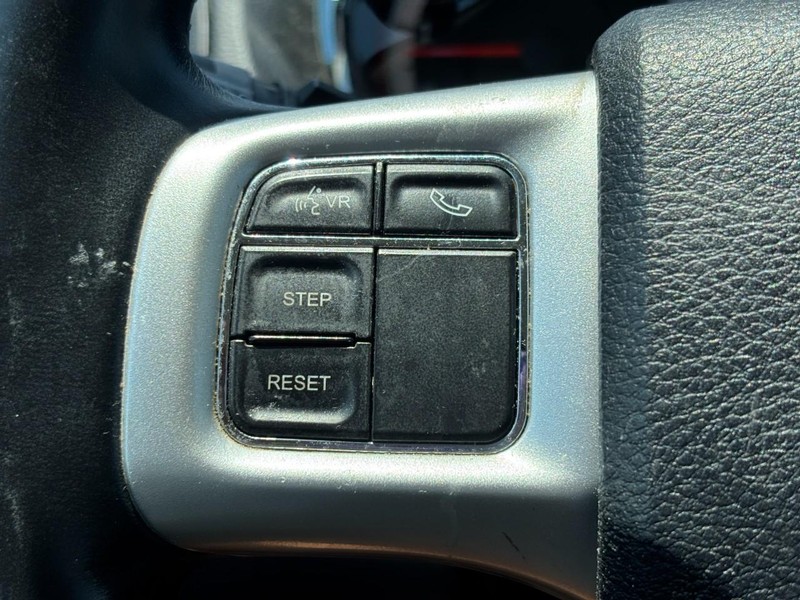 Dodge Grand Caravan Vehicle Image 20
