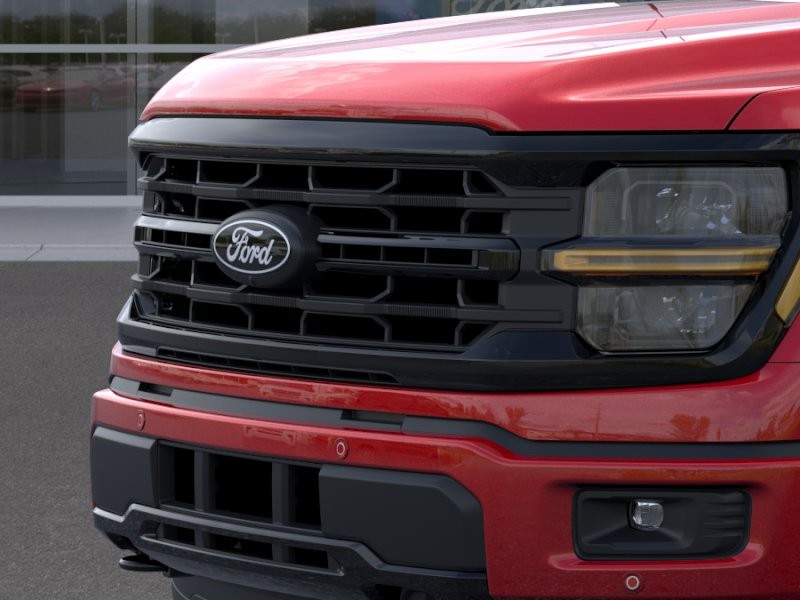 Ford F-150 Vehicle Full-screen Gallery Image 19