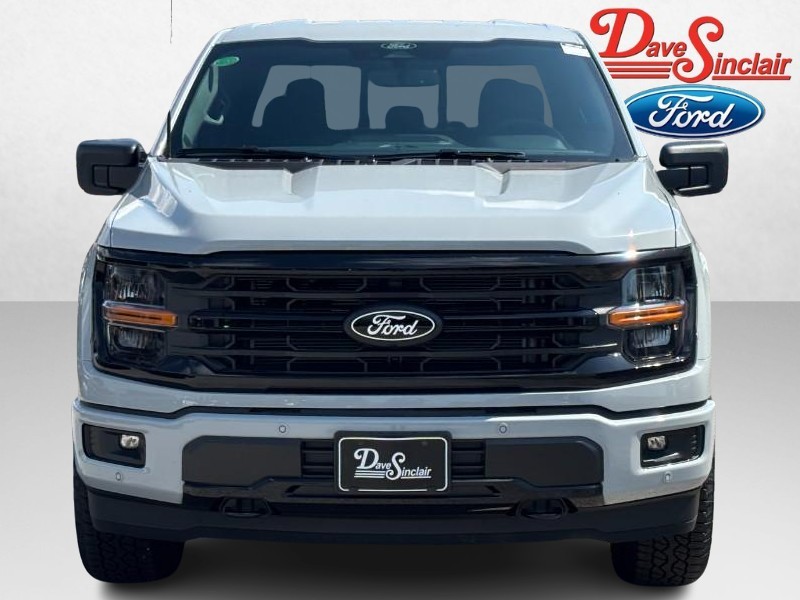 Ford F-150 Vehicle Full-screen Gallery Image 02