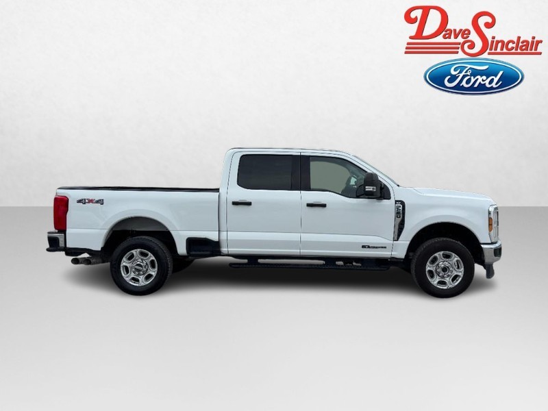 Ford Super Duty F-250 SRW Vehicle Image 05