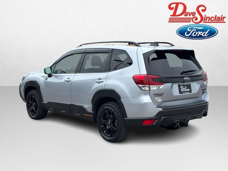 Subaru Forester Vehicle Full-screen Gallery Image 09