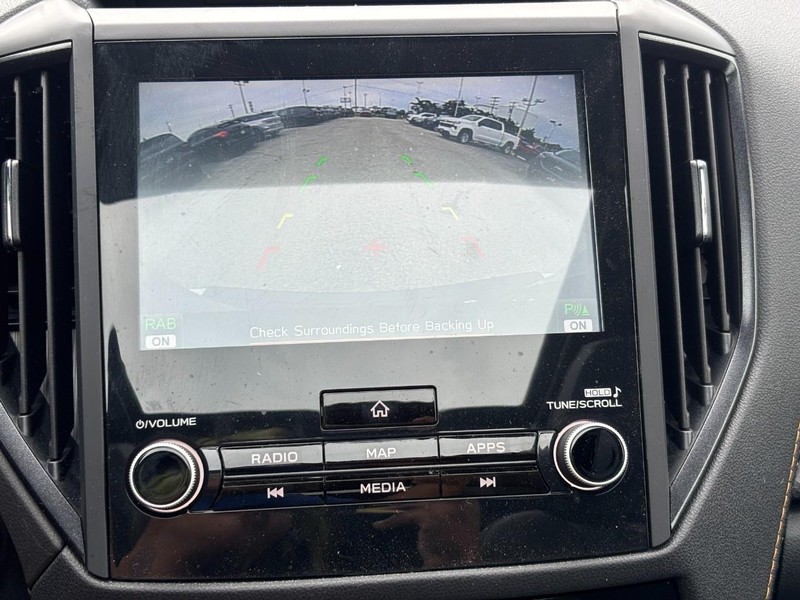 Subaru Forester Vehicle Full-screen Gallery Image 26