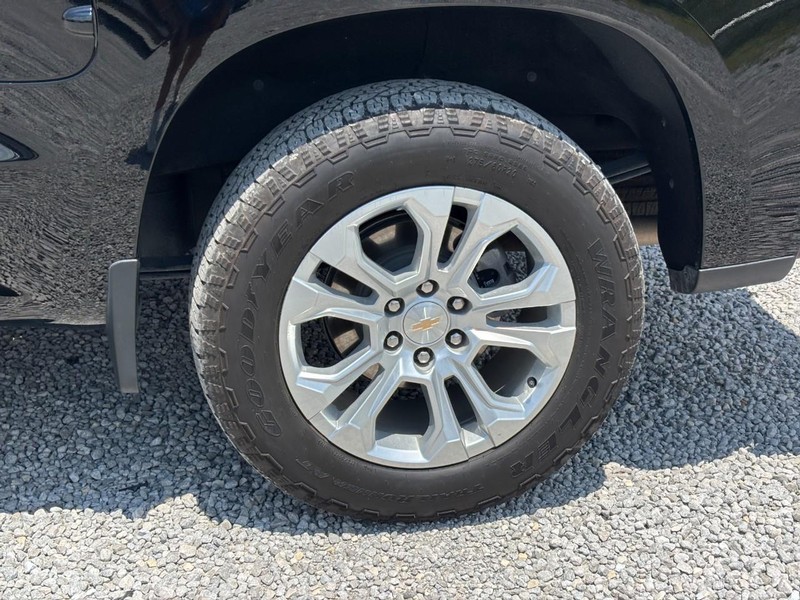 Chevrolet Silverado 1500 Vehicle Image 11