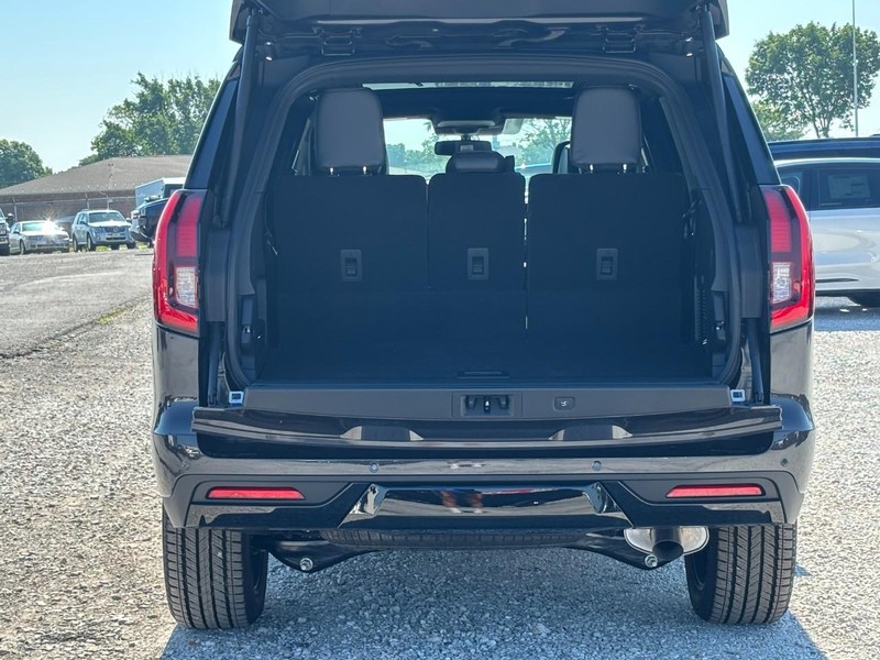 Ford Expedition Vehicle Full-screen Gallery Image 11