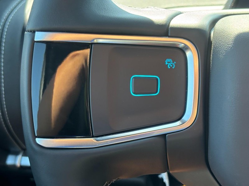 Ford Expedition Vehicle Full-screen Gallery Image 20