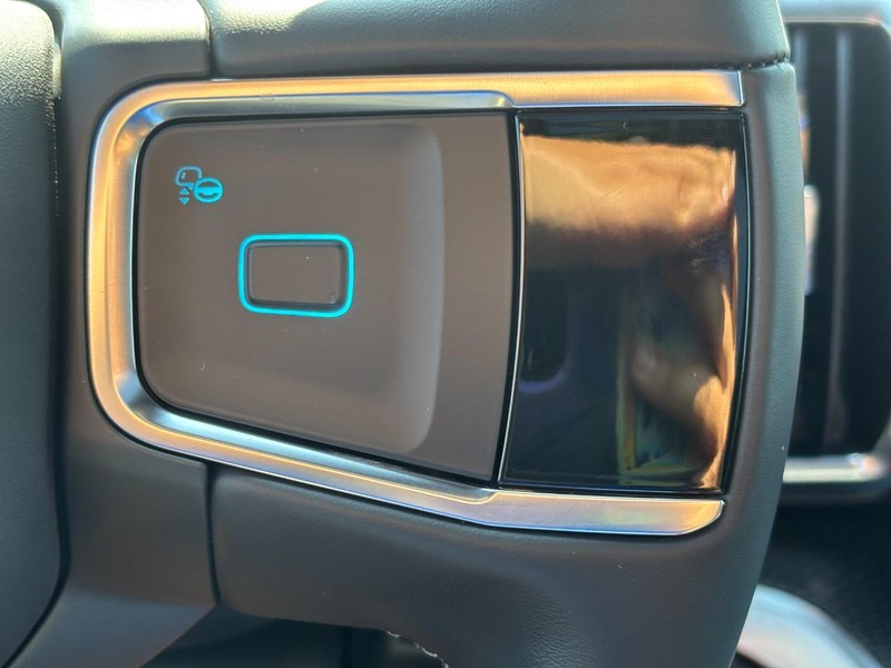 Ford Expedition Vehicle Full-screen Gallery Image 21
