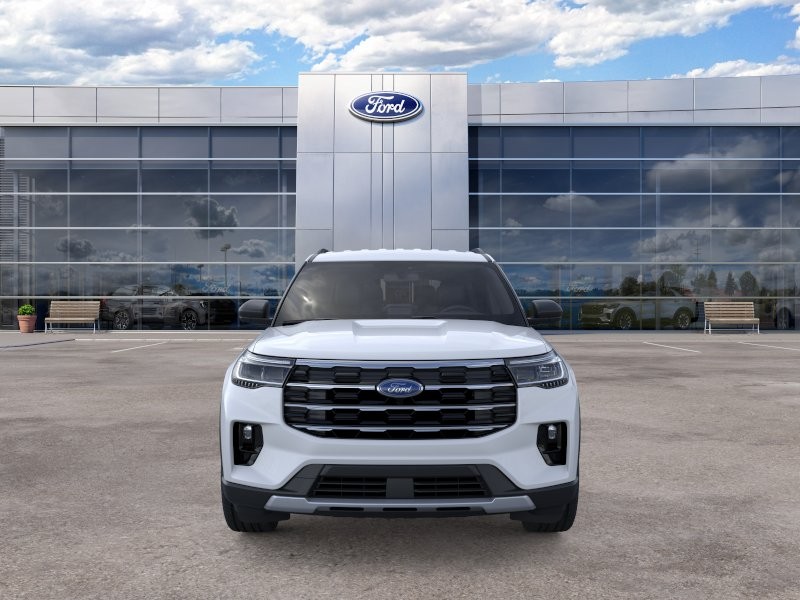 Ford Explorer Vehicle Full-screen Gallery Image 08
