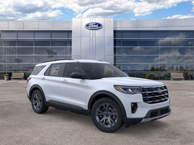 Ford Explorer Vehicle Full-screen Gallery Image 09