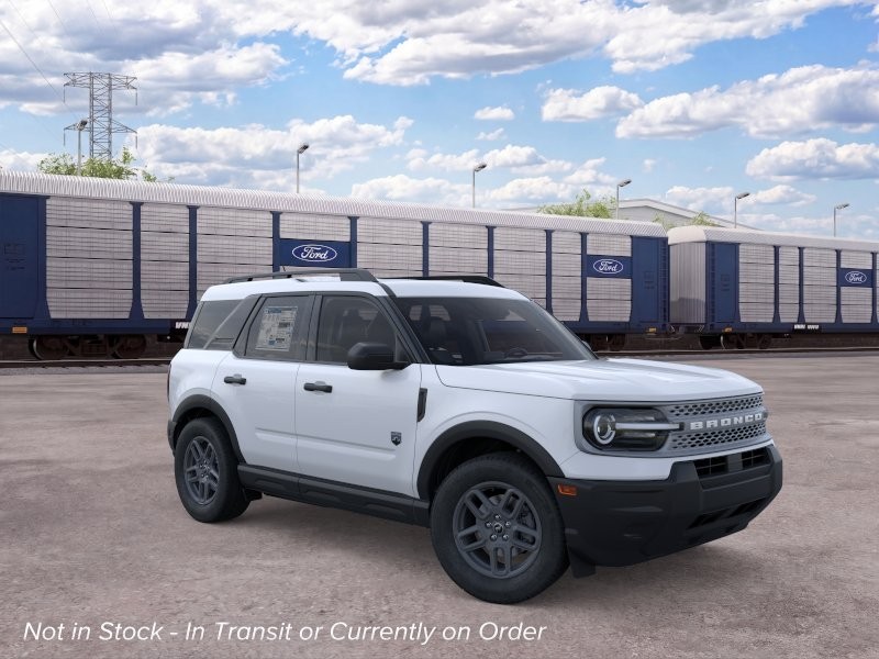 Ford Bronco Sport Vehicle Full-screen Gallery Image 09