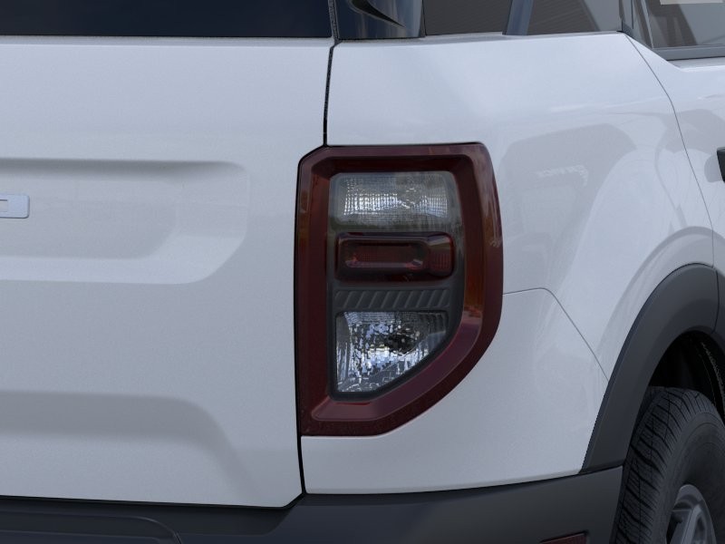 Ford Bronco Sport Vehicle Full-screen Gallery Image 23