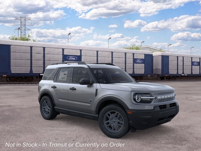 Ford Bronco Sport Vehicle Full-screen Gallery Image 09