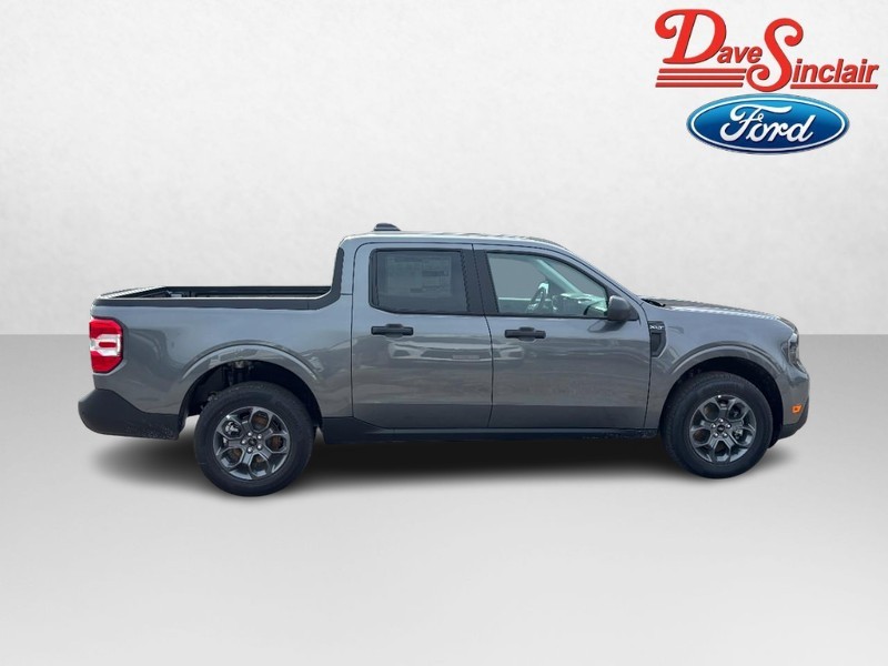 Ford Maverick Vehicle Full-screen Gallery Image 05