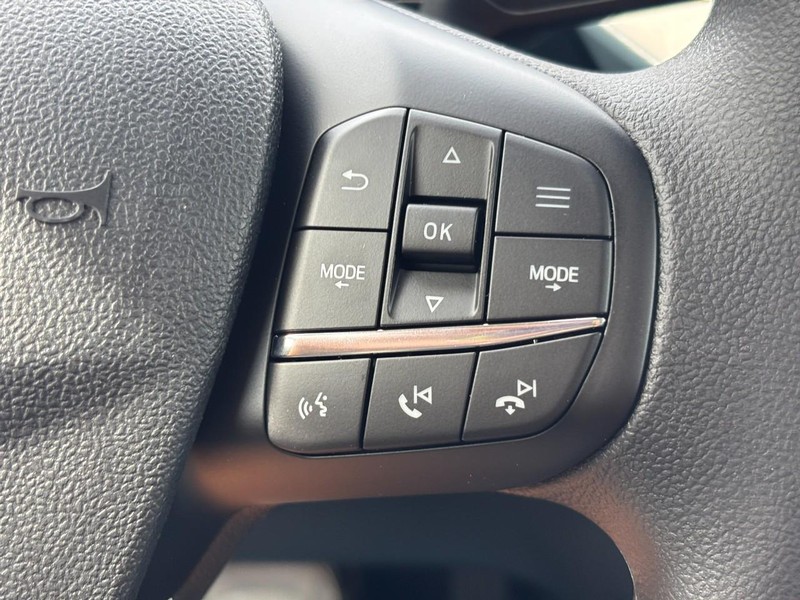 Ford Maverick Vehicle Full-screen Gallery Image 20