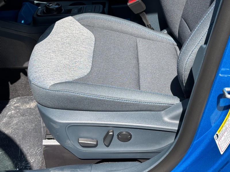 Ford Maverick Vehicle Full-screen Gallery Image 17