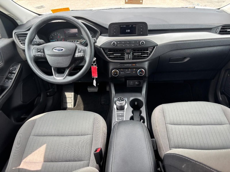 Ford Escape Vehicle Image 15