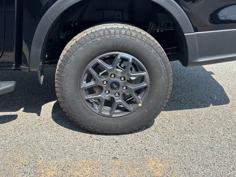 Ford Ranger Vehicle Full-screen Gallery Image 12