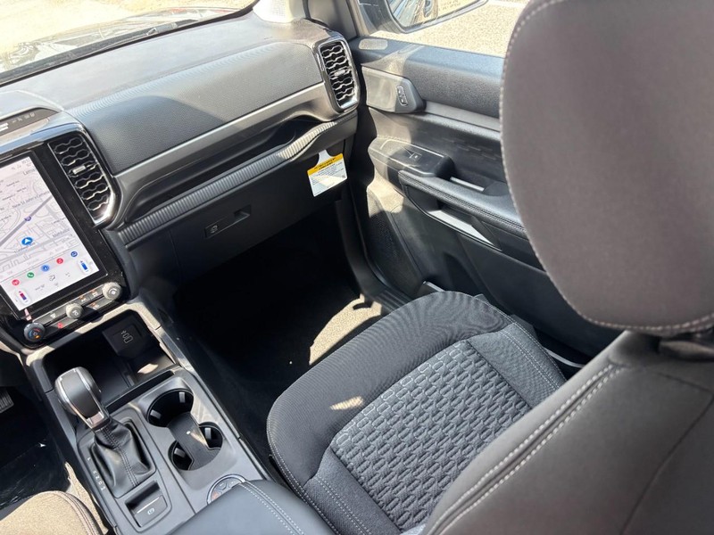 Ford Ranger Vehicle Full-screen Gallery Image 16