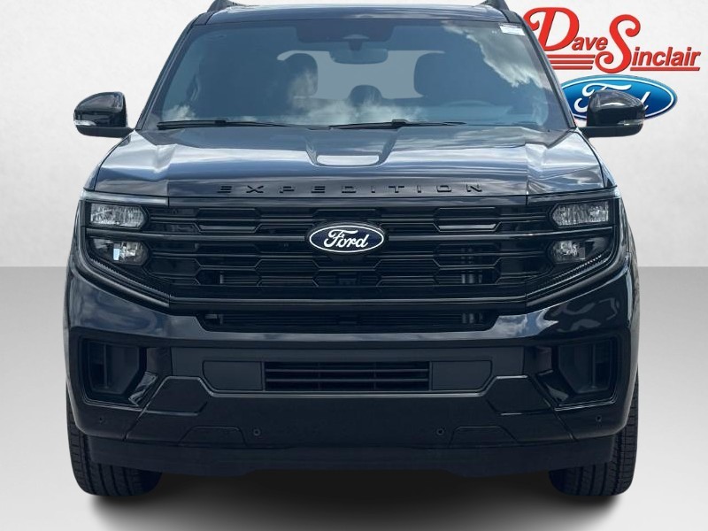 Ford Expedition Vehicle Full-screen Gallery Image 02