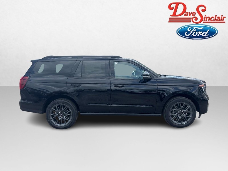 Ford Expedition Vehicle Full-screen Gallery Image 05