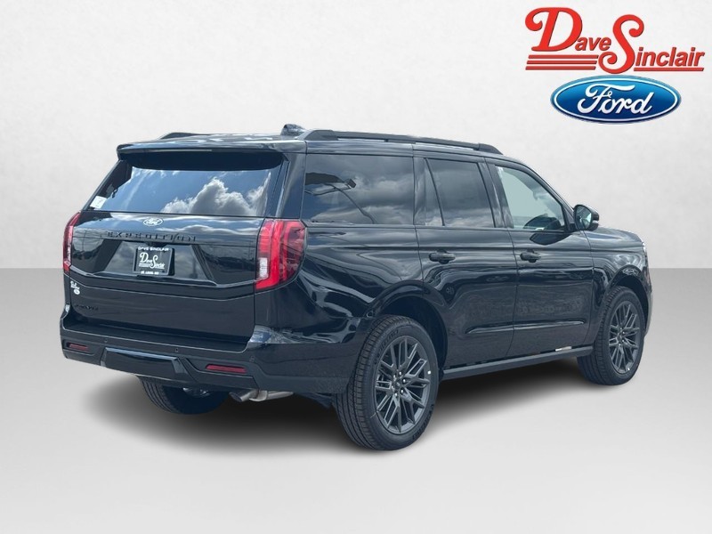 Ford Expedition Vehicle Full-screen Gallery Image 07