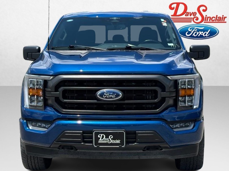 Ford F-150 Vehicle Full-screen Gallery Image 02