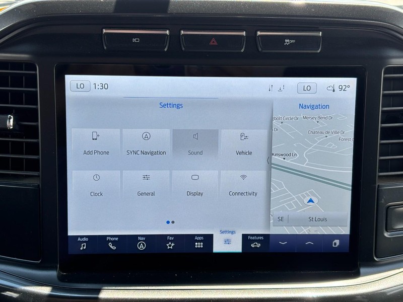 Ford F-150 Vehicle Full-screen Gallery Image 22
