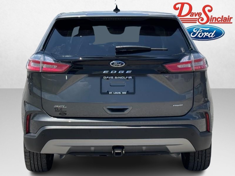 Ford Edge Vehicle Full-screen Gallery Image 08