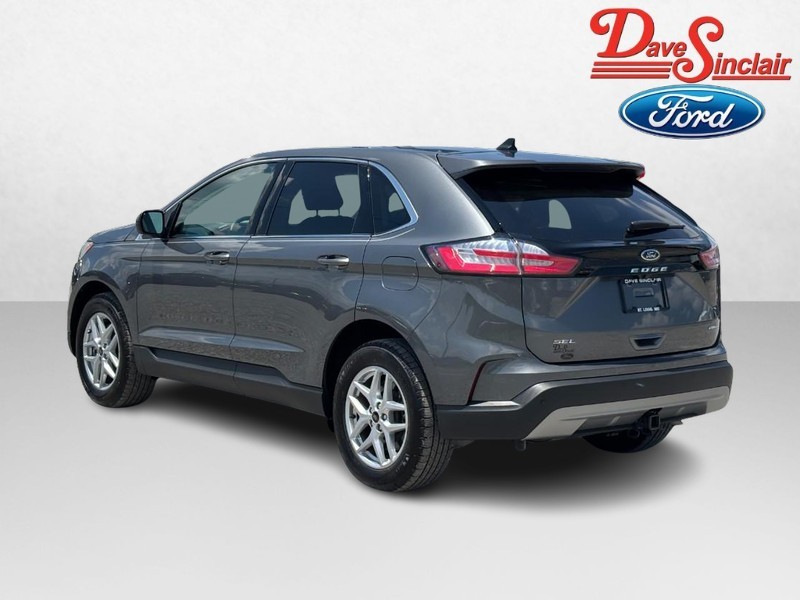 Ford Edge Vehicle Full-screen Gallery Image 09