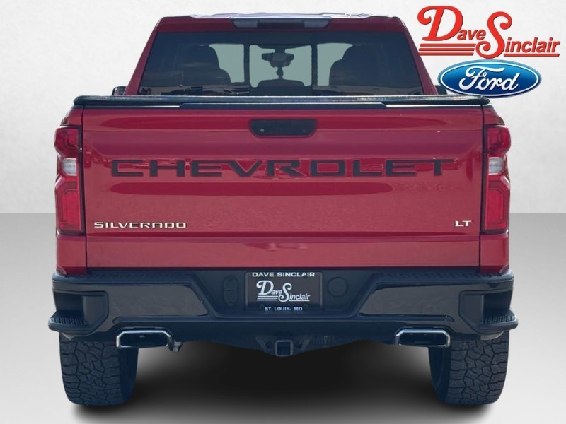 Chevrolet Silverado 1500 Vehicle Full-screen Gallery Image 06
