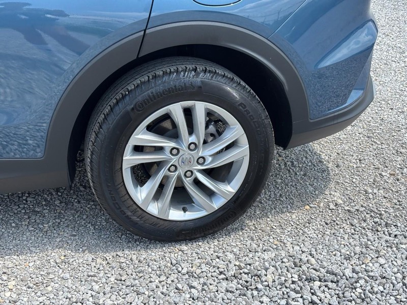 Buick Envista Vehicle Full-screen Gallery Image 10