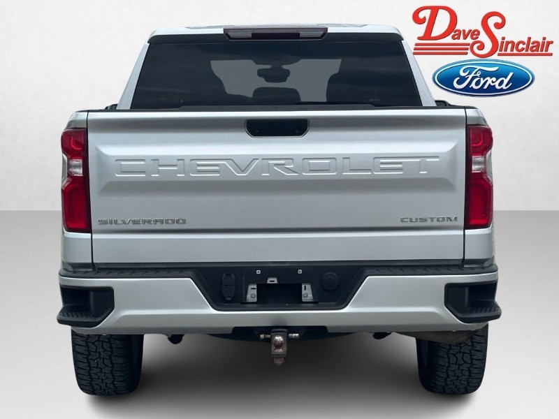 Chevrolet Silverado 1500 Vehicle Full-screen Gallery Image 06
